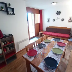 https://appartement-2-pieces-6-personnes-proche-pistes-belle-vue.fr-provencehotel.com