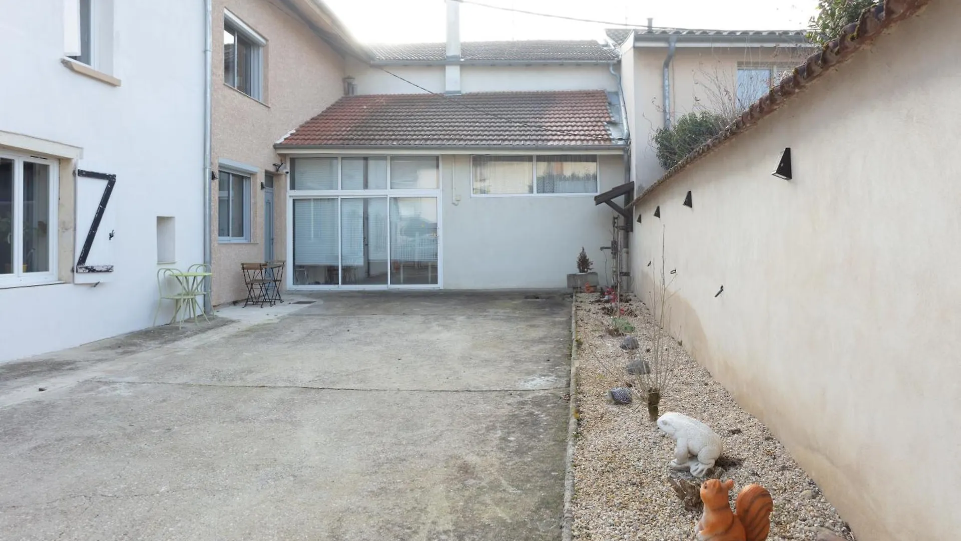 Logement Equipe Saint-Paul-de-Varax Apartment